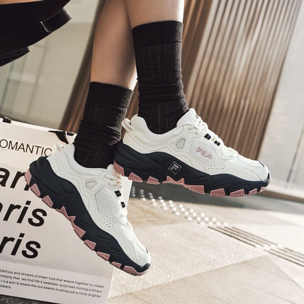 FILA斐乐掠夺者2S情侣复古跑鞋2025夏季新款透气运动鞋男鞋老爹鞋