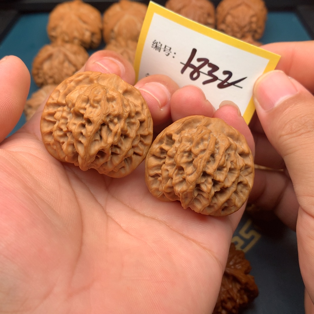 把件文玩核桃38.5全品秦闷1832