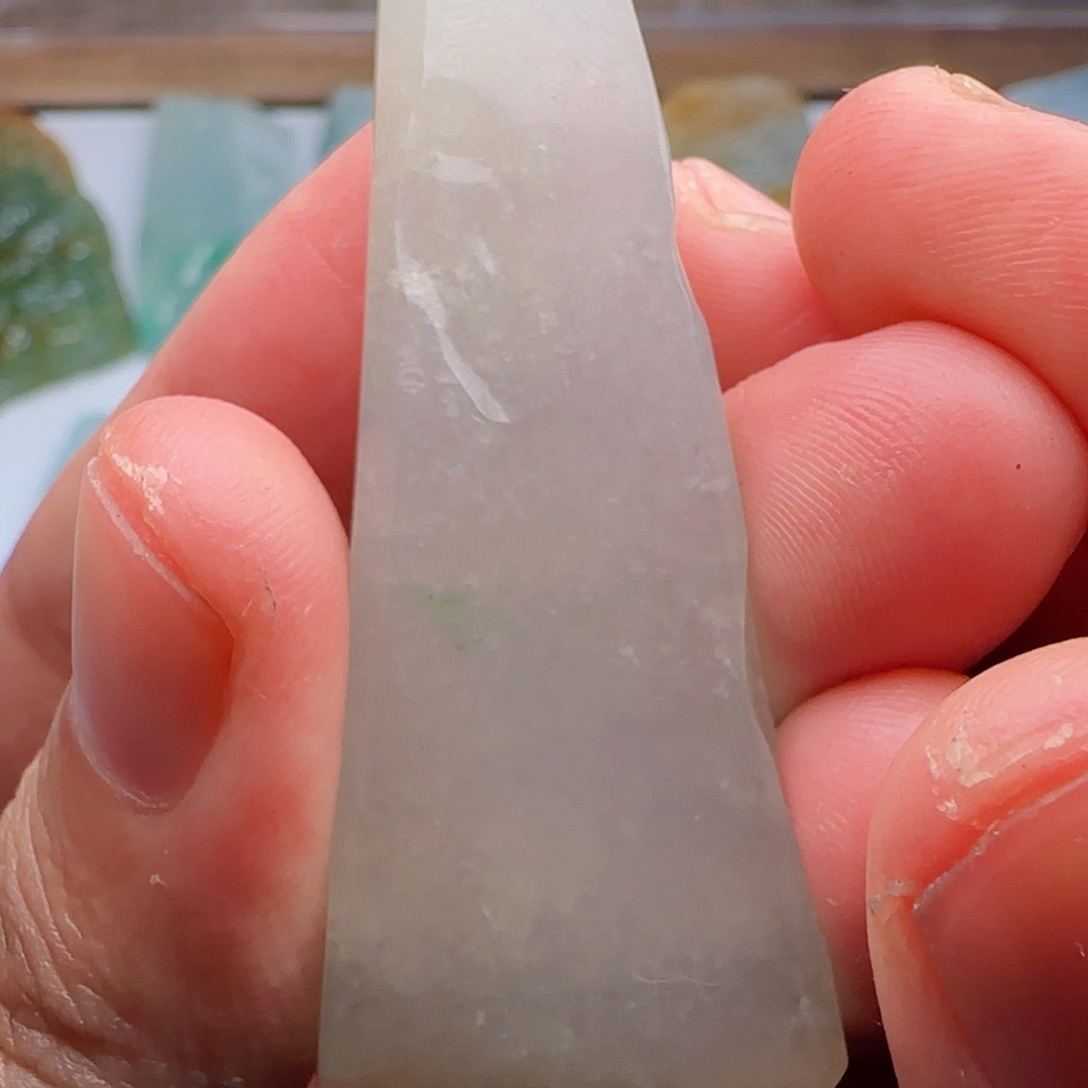 定制翡翠未镶嵌不包工