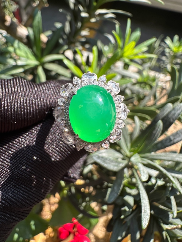 光冰种翡翠黄阳绿戒指