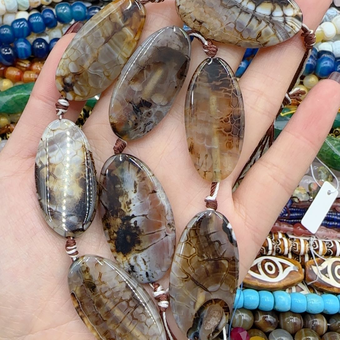 玛瑙/玉髓珠宝半成品未镶嵌火玛瑙片一条