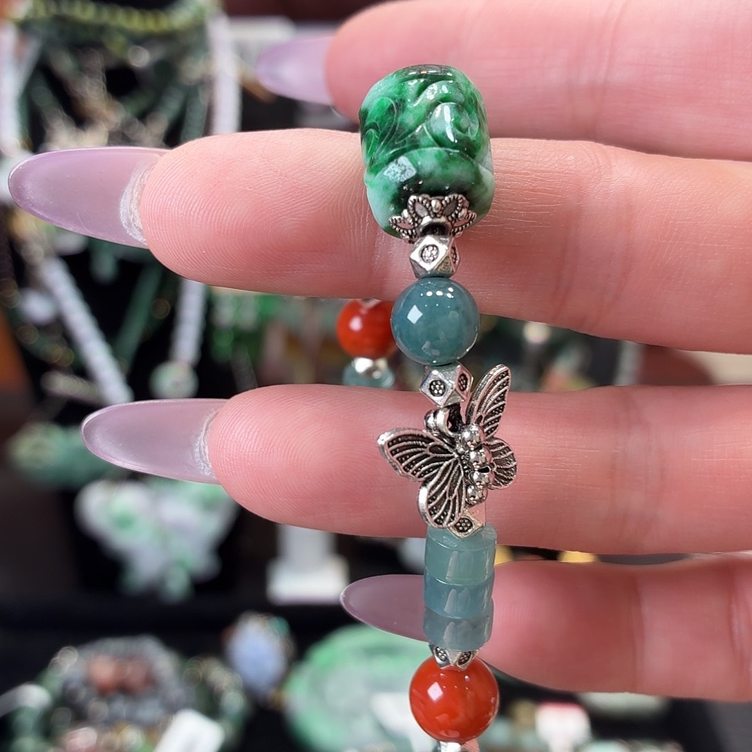 翡翠未镶嵌耳饰手串