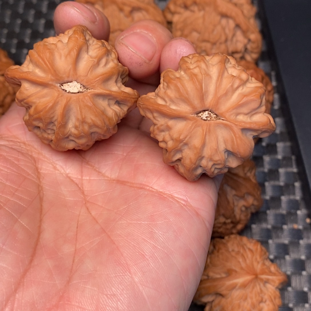 文玩核桃吊坠张****5佛肚