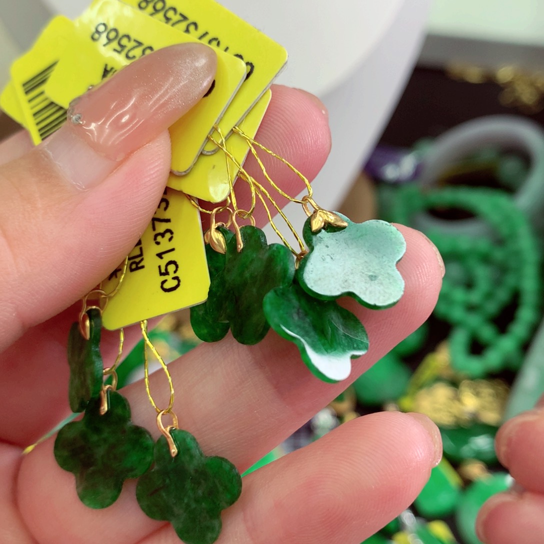 翡翠18K金镶嵌吊坠(不含链)多样性发货选其一