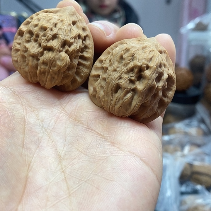 文玩核桃把件36崔凯老树