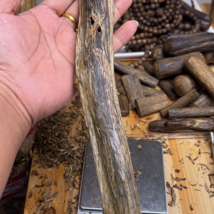 沉香沉香碎屑93克