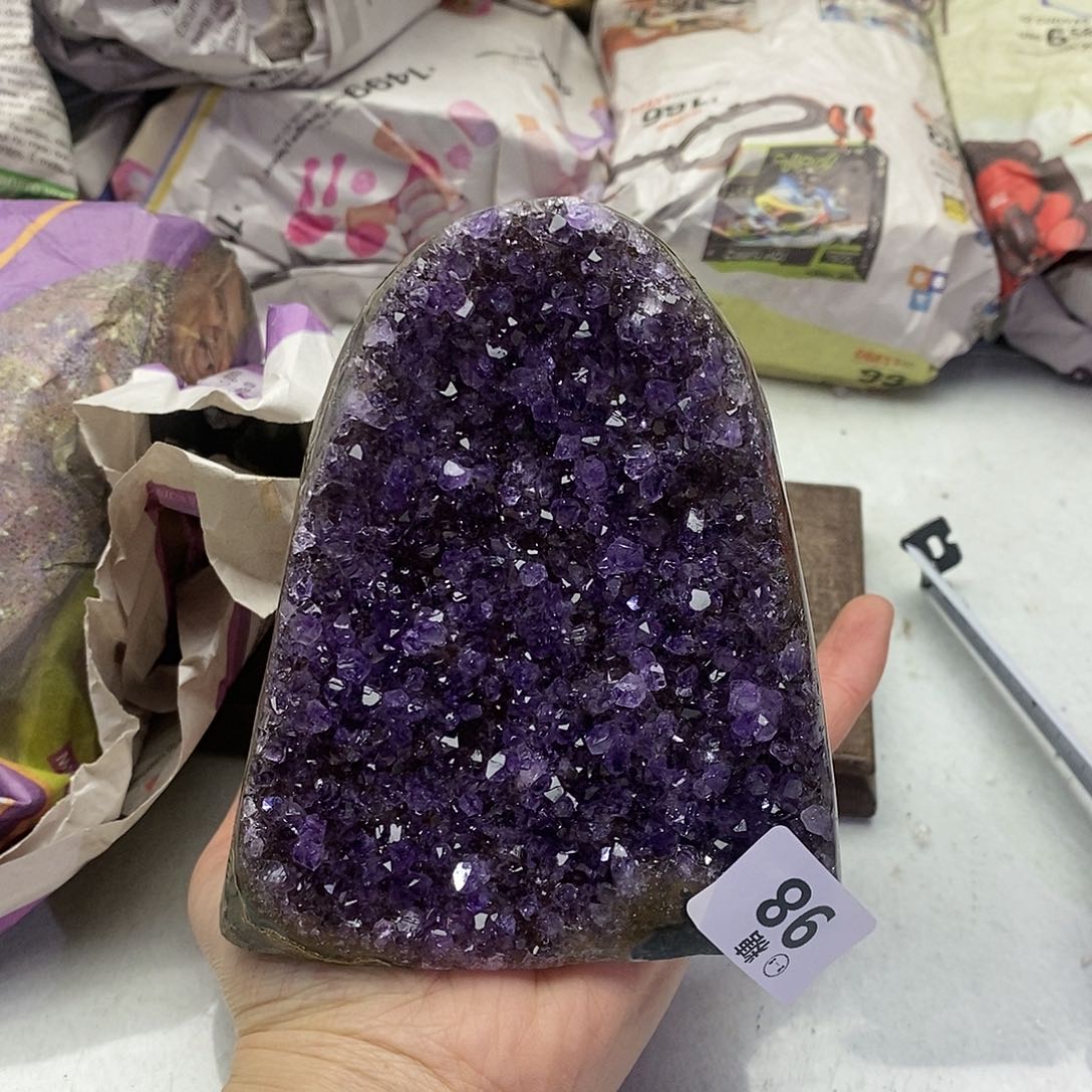 紫晶大型摆件（非配饰）未镶嵌