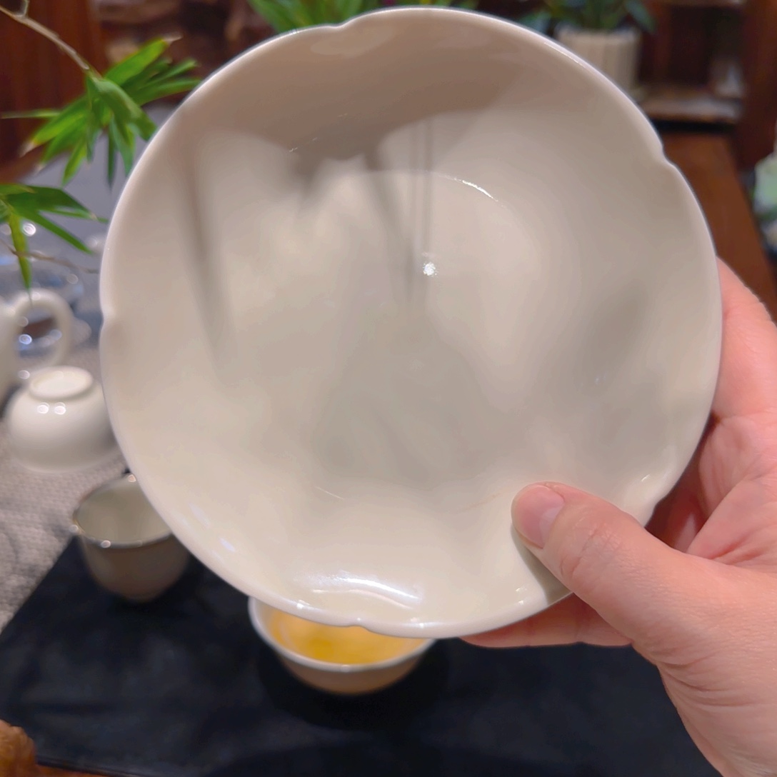 微澜定瓷 花口壶承16.5