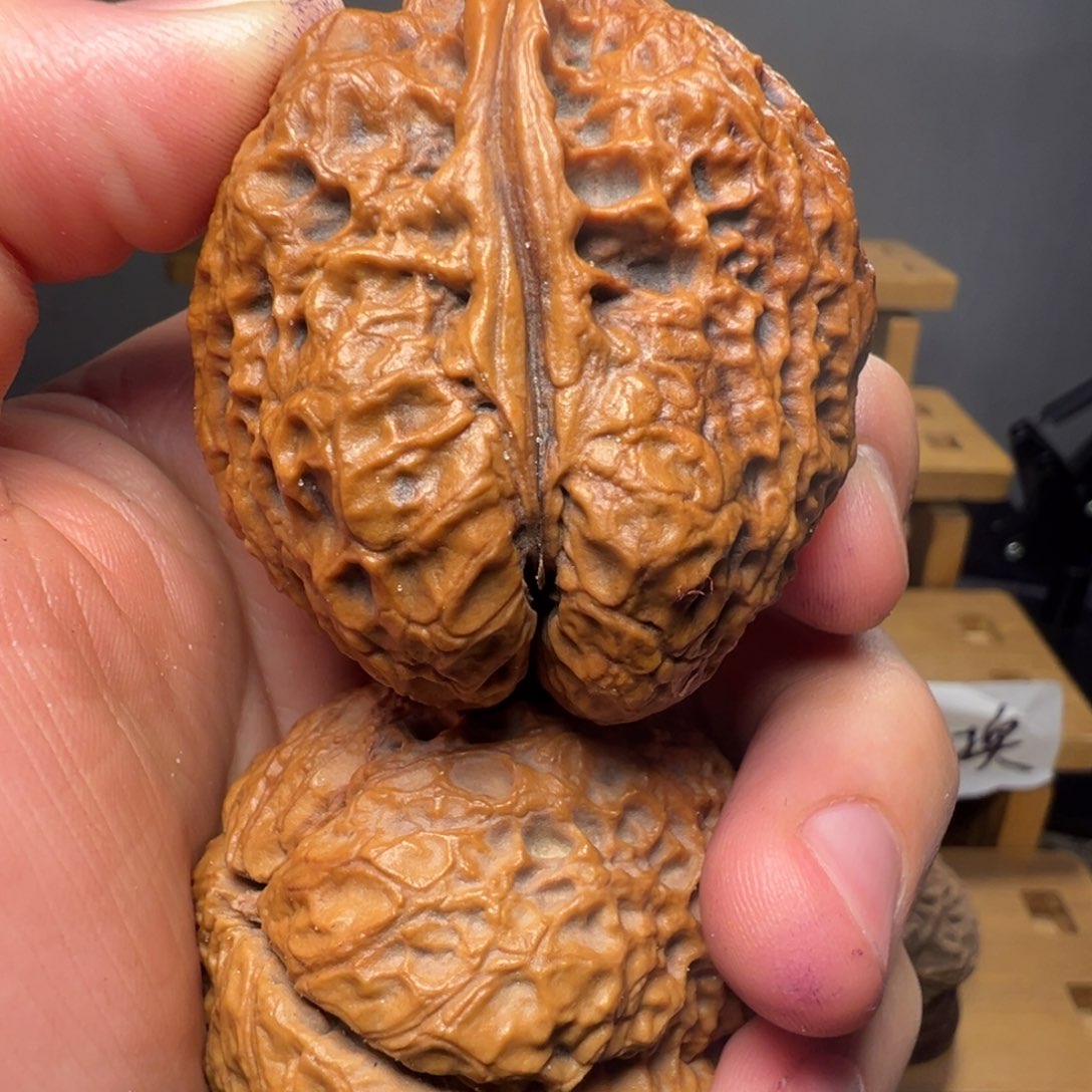 文玩核桃吊坠虎头蟾45mm