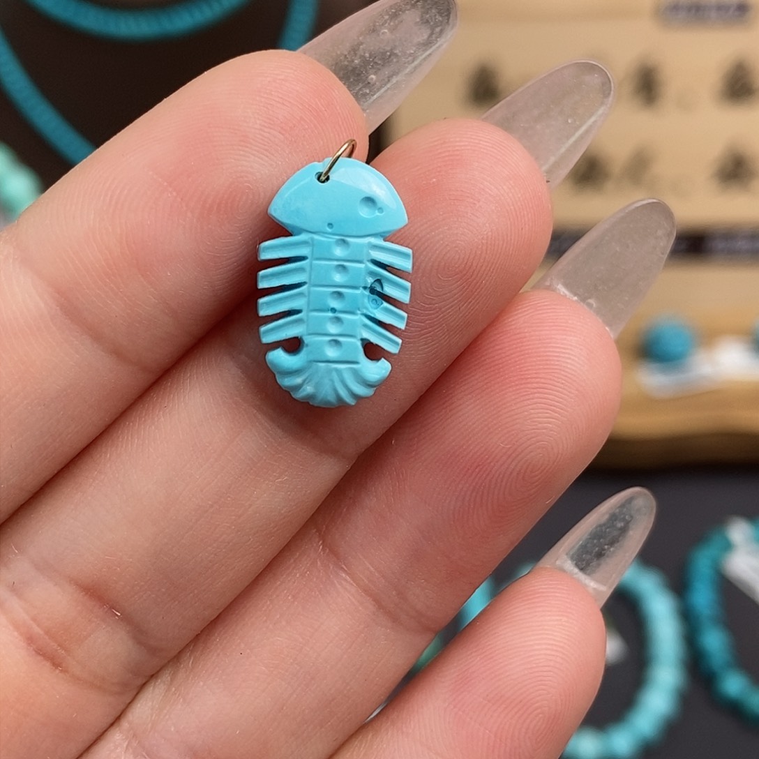 绿松石雕刻未镶嵌