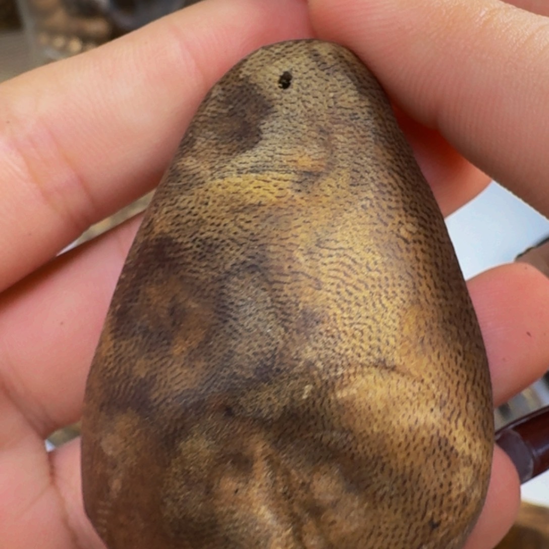 沉香吊坠沐**光海南高山老白旗包头吊坠