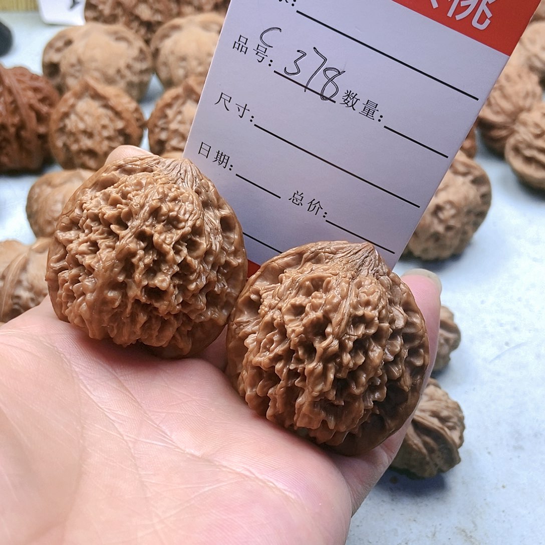 把件桃核378号满天星41尺