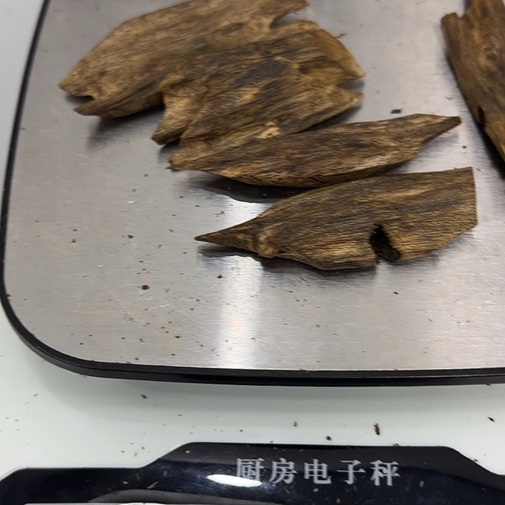 沉香枕沉香奇楠树心18克