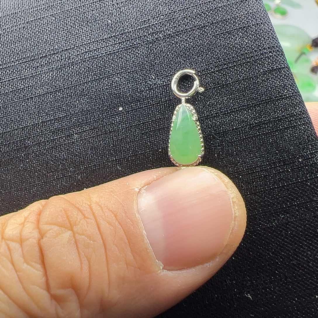 翡翠颈饰银S925镶嵌翡翠