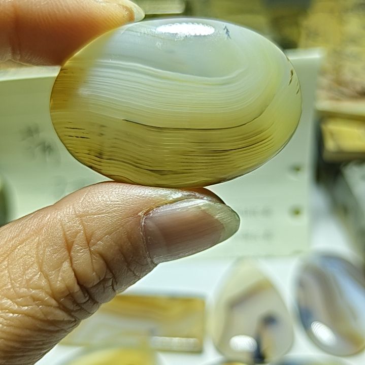 玛瑙/玉髓未镶嵌珠宝奇石