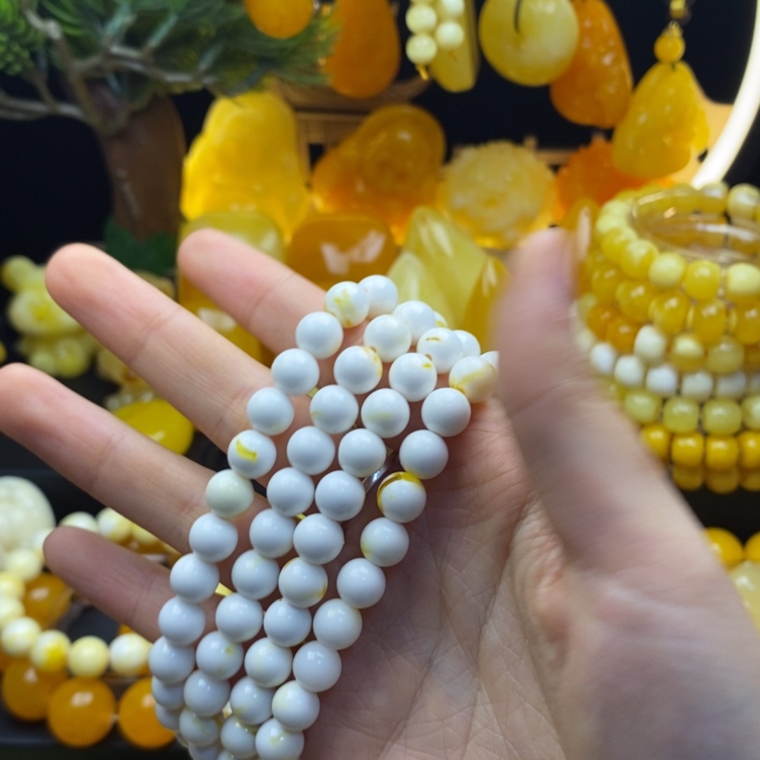 银***羹全品无暇卡8链珠白