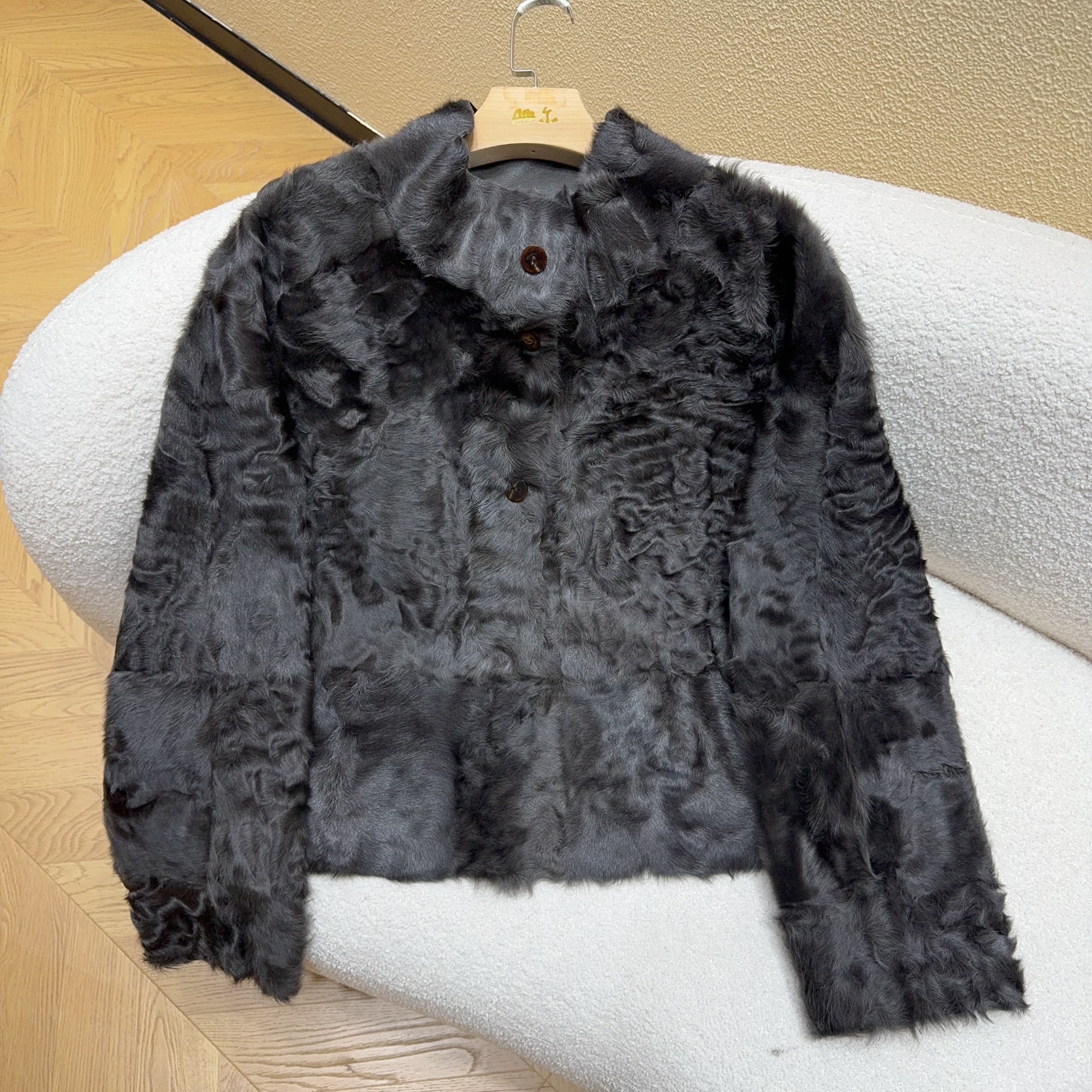 山.尔【夜潭】两面穿稀缺溜子小湖羊皮毛一体冬款外套