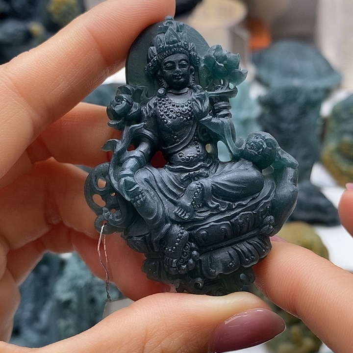 定制翡翠未镶嵌翡翠