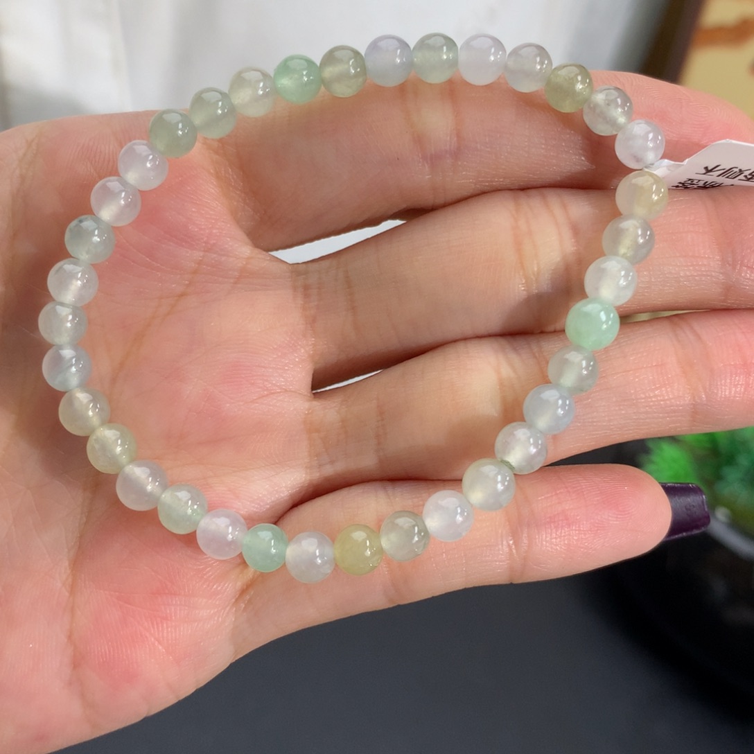 翡翠未镶嵌手串卡5胶润马卡龙手串