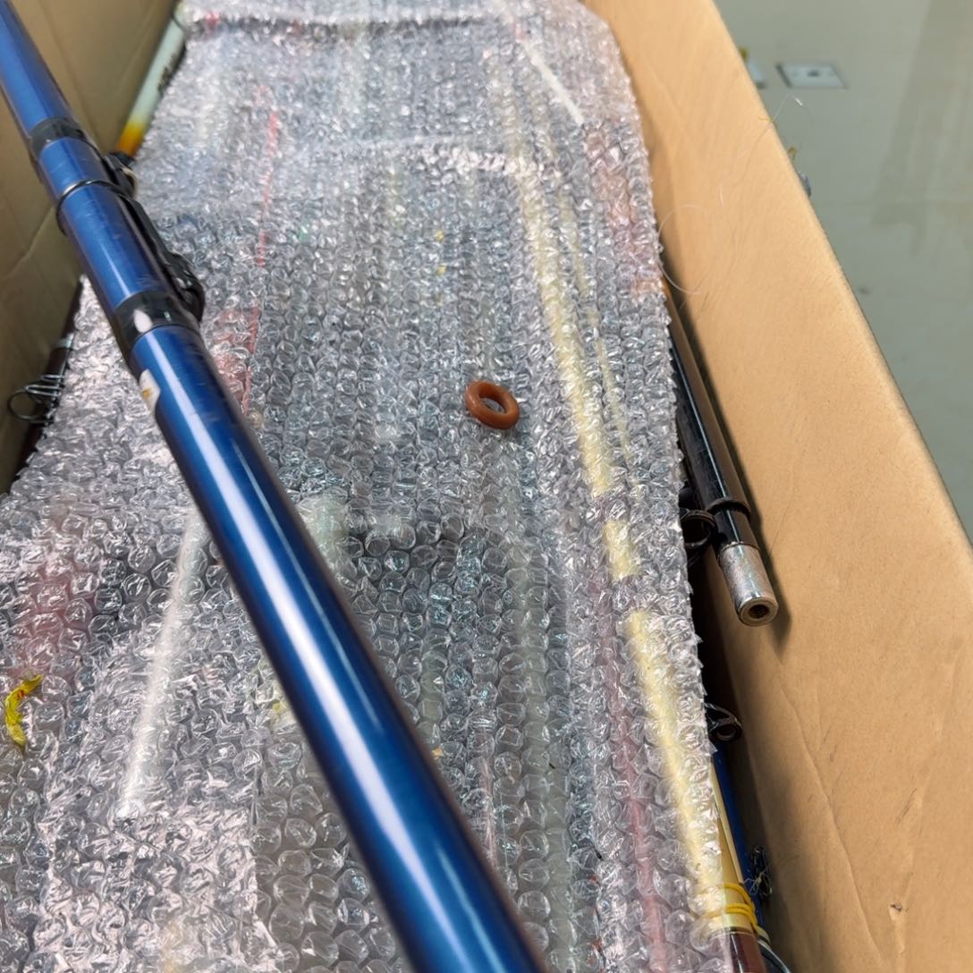 填***字钓鱼竿孤品微瑕疵