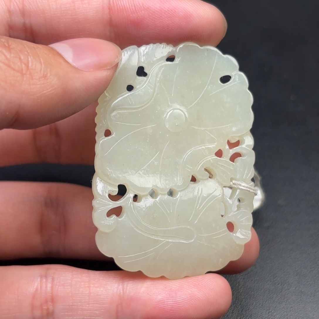 白***4和田玉未镶嵌挂件