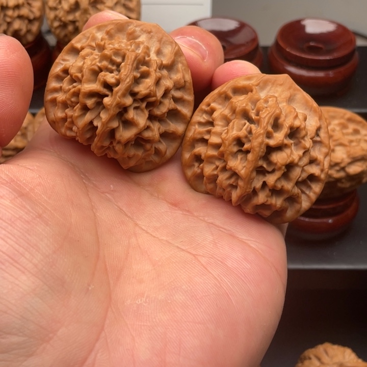 G***C文玩核桃吊坠41尺寸