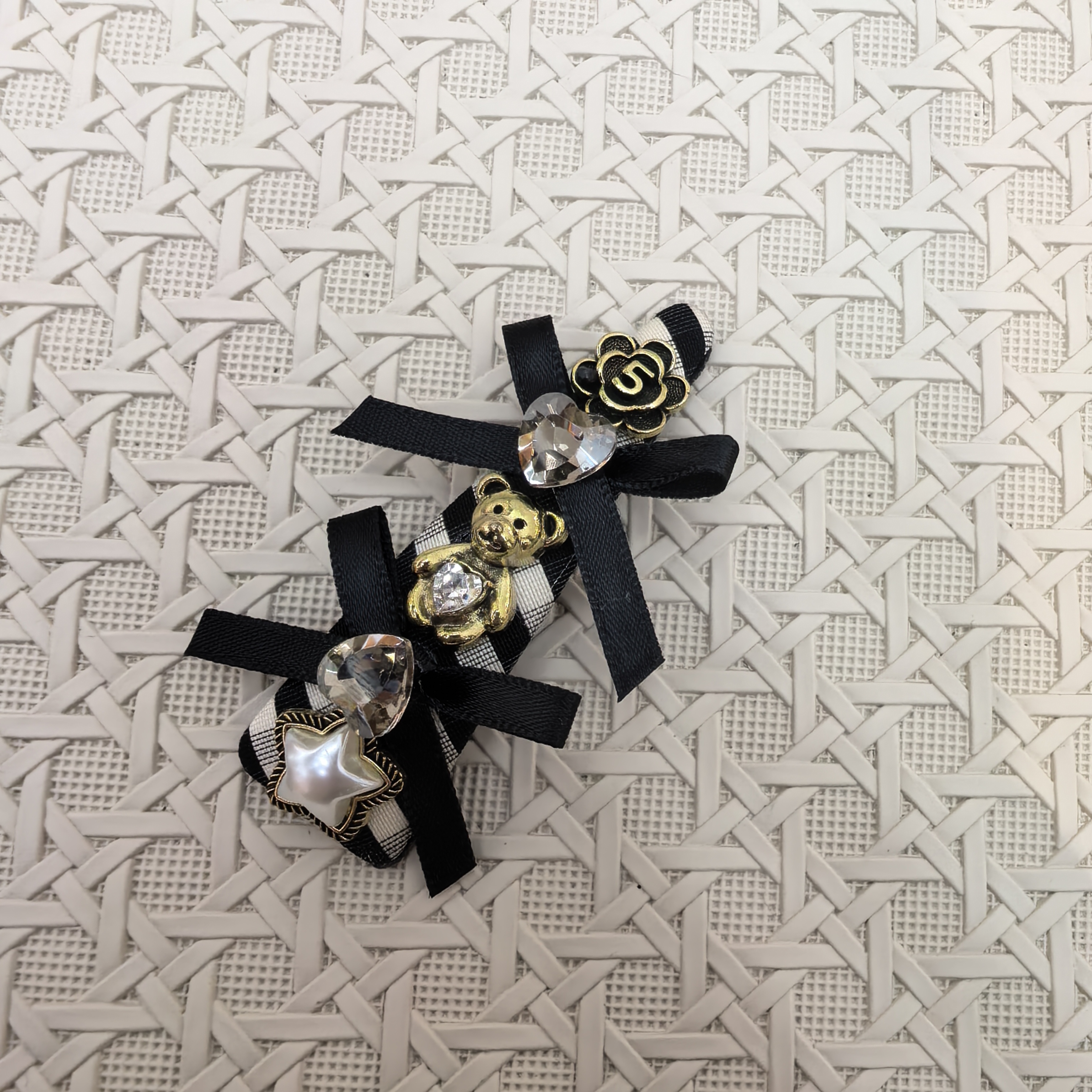 D048金色小熊蝴蝶结闪闪条纹掰掰夹