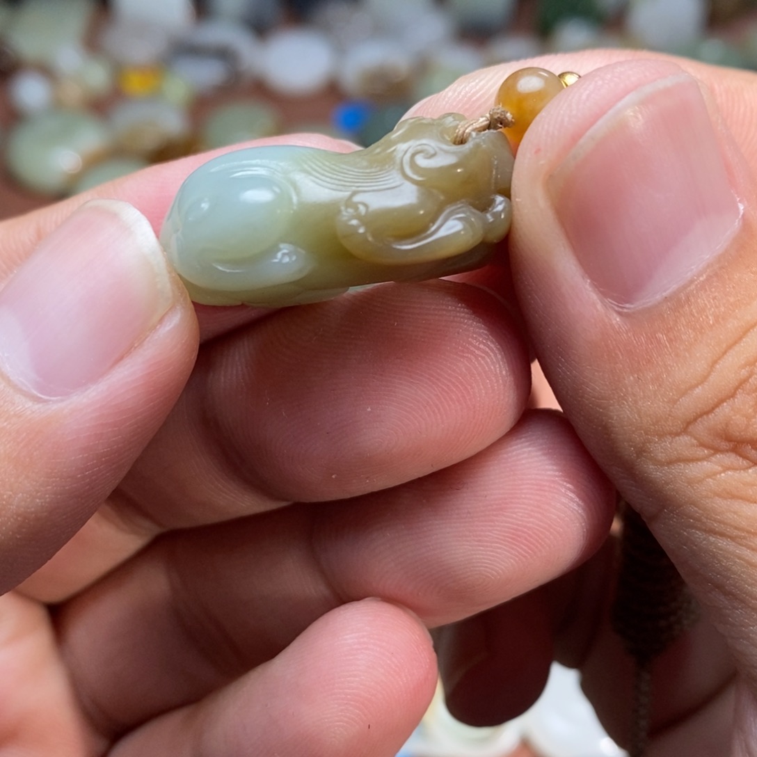 和田玉未镶嵌吊坠(不含链)