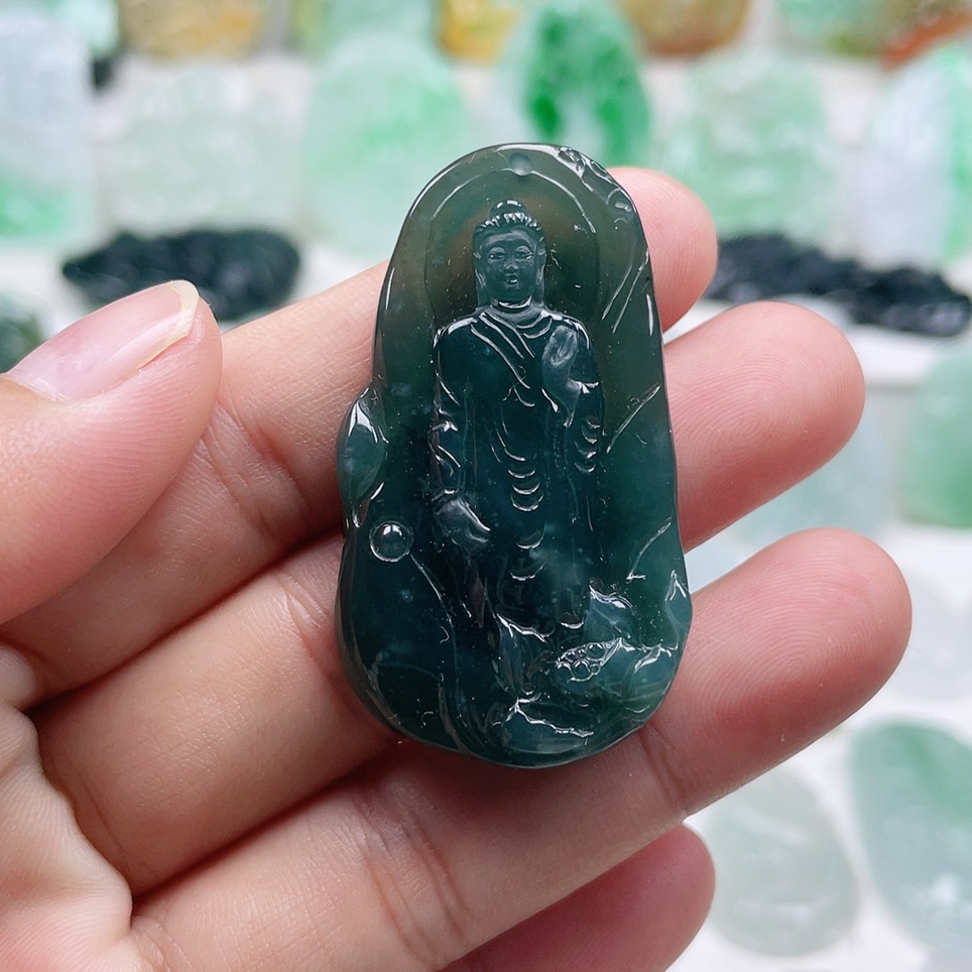 翡翠颈饰未镶嵌阿弥陀佛