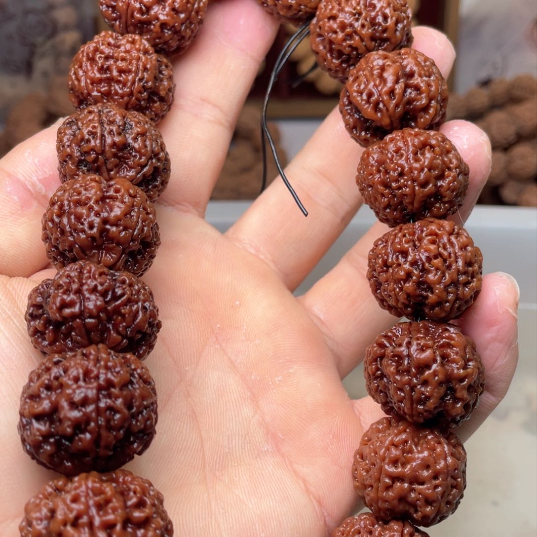 金刚菩提手串24mm19颗手持高油高密3颗孔道黄