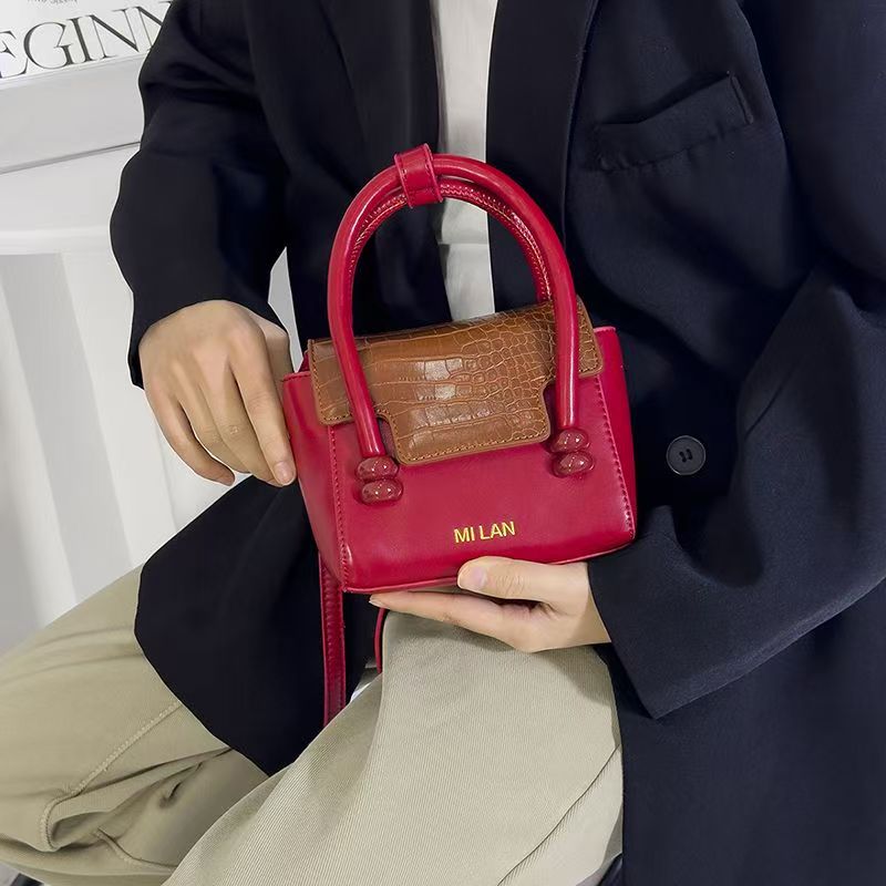 650-750女士斜挎包