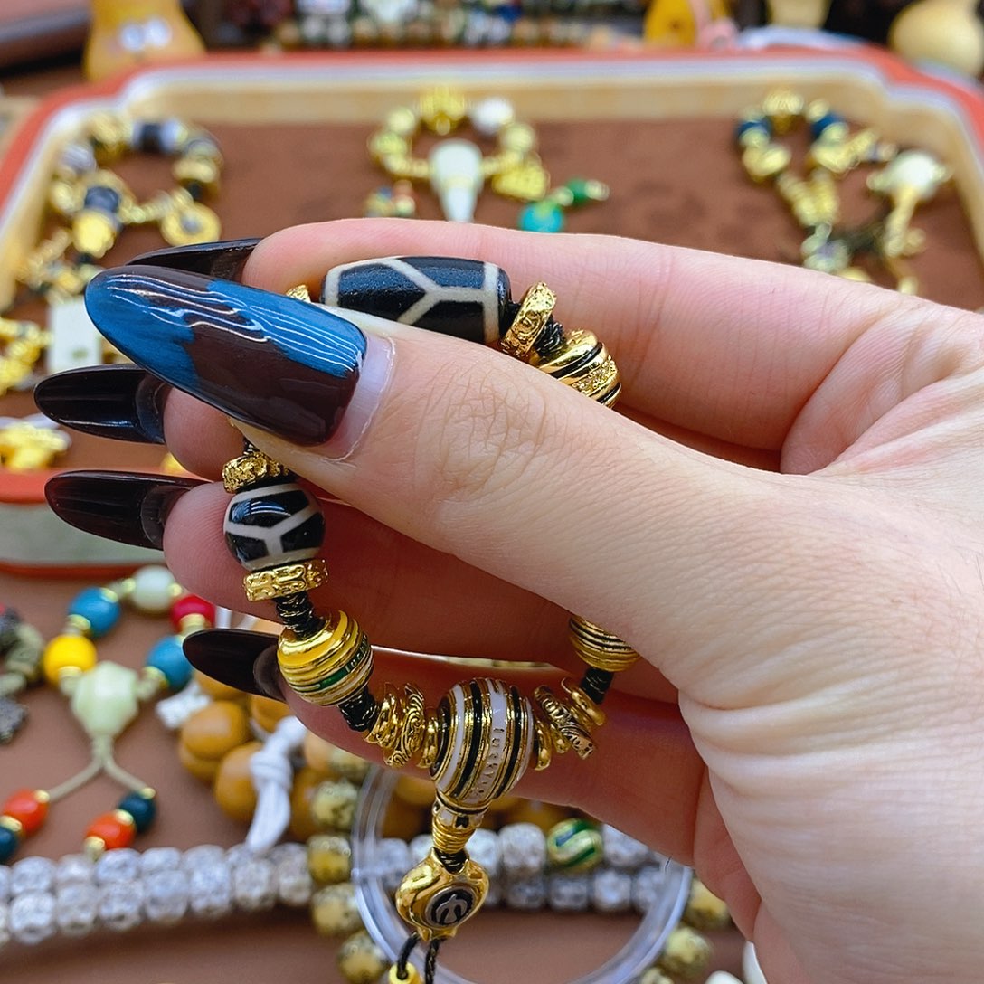 铜铁合金类单颗顶珠一个