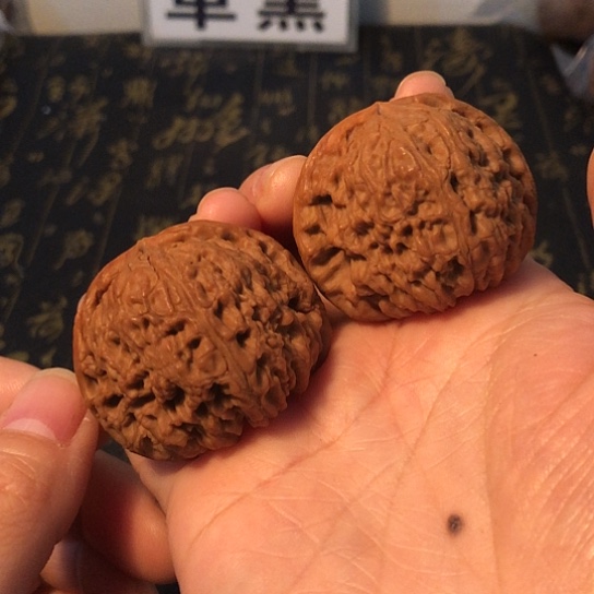 文玩核桃把件球疆44mm