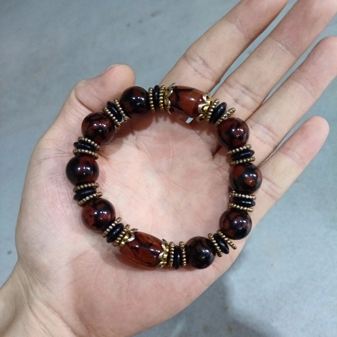 B25 玛瑙1.3cm 单圈手串