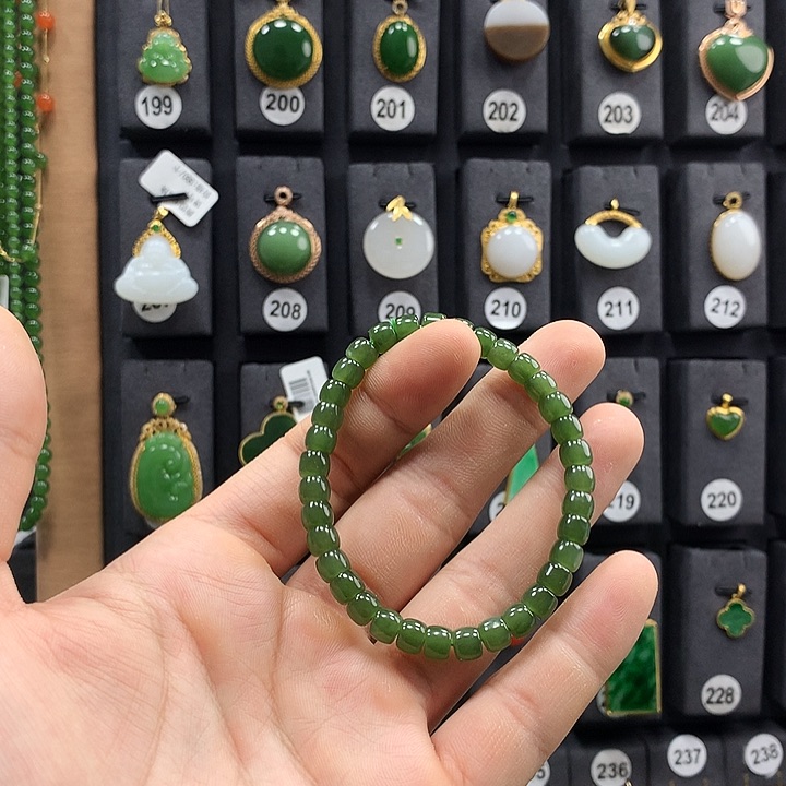 和田玉手链未镶嵌