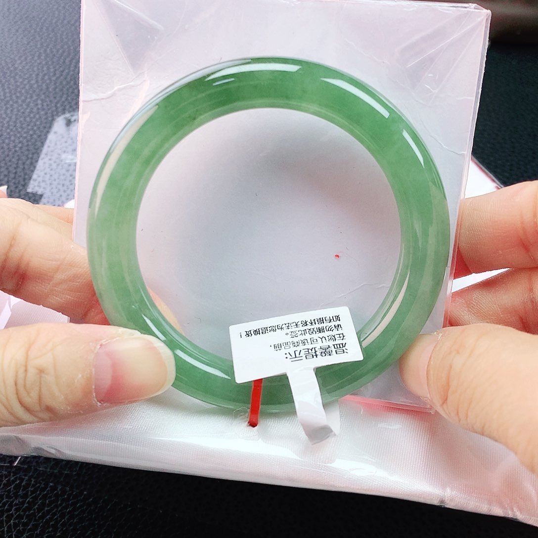 未镶嵌手镯翡翠52圆