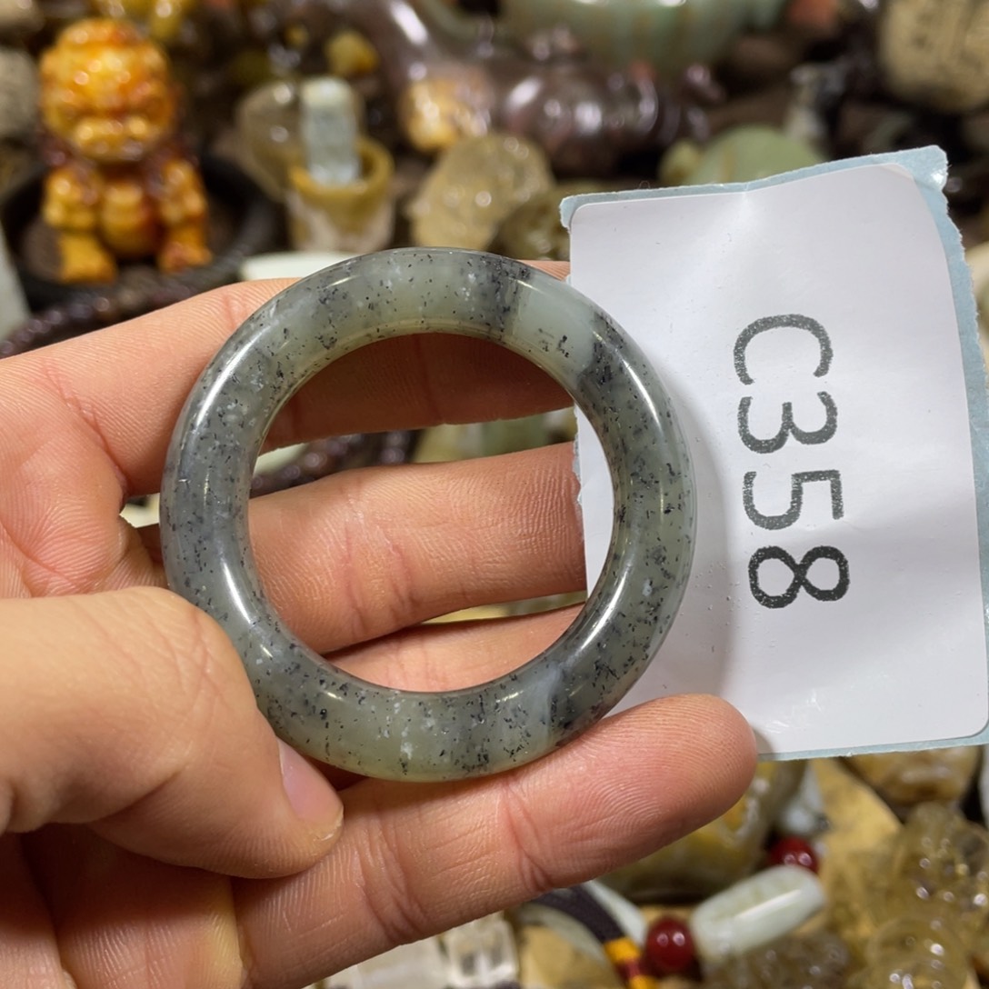 和田玉吊坠(不含链)未镶嵌