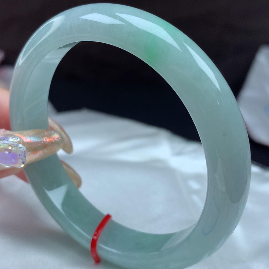 翡翠手镯未镶嵌89011，