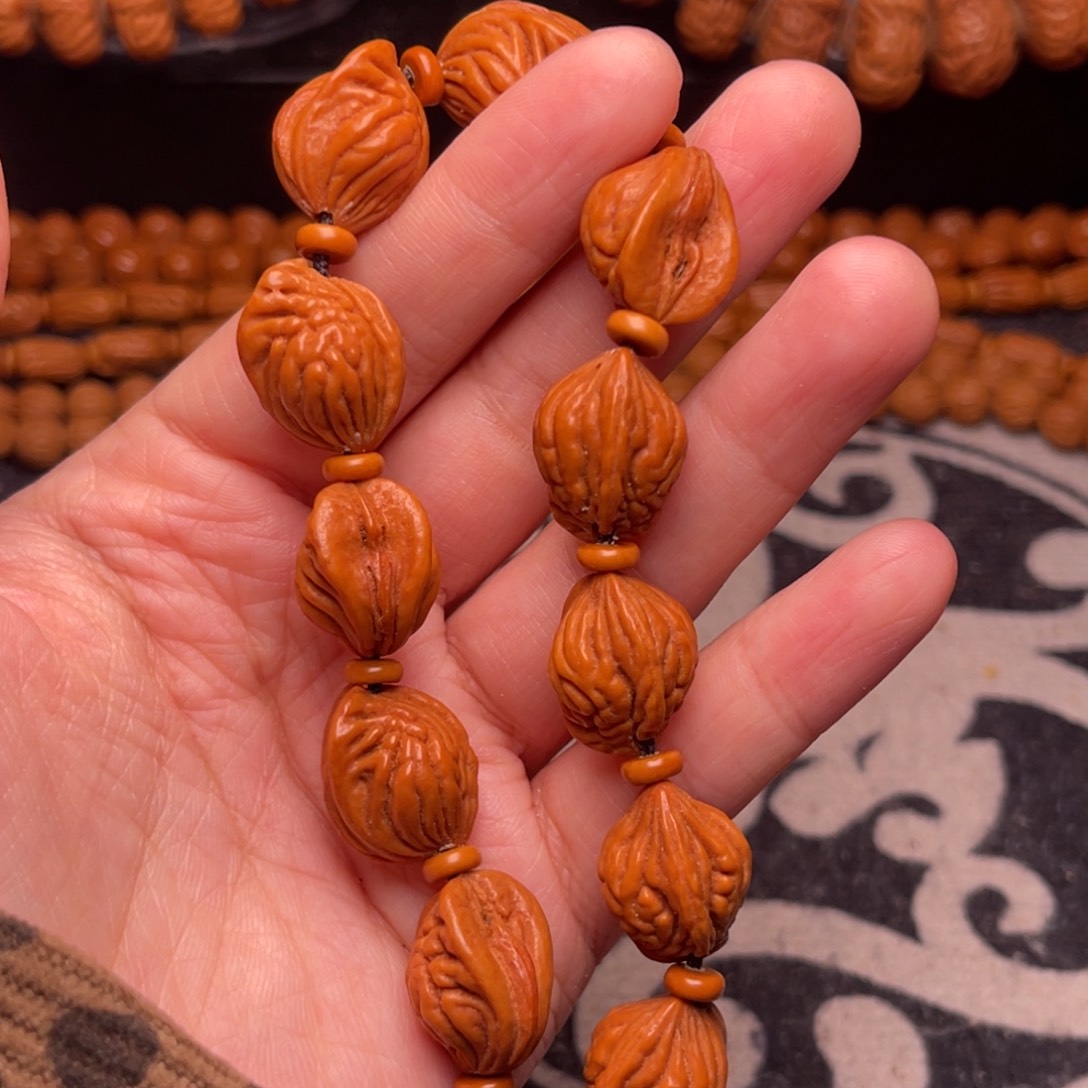 手串桃核龙纹桃核1