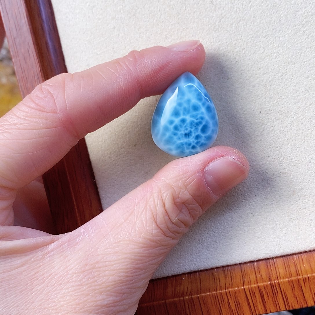 针钠钙石（海纹石）颈饰未镶嵌福利