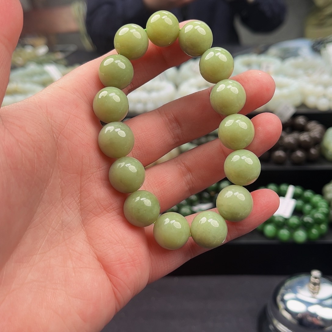 和田玉手串未镶嵌