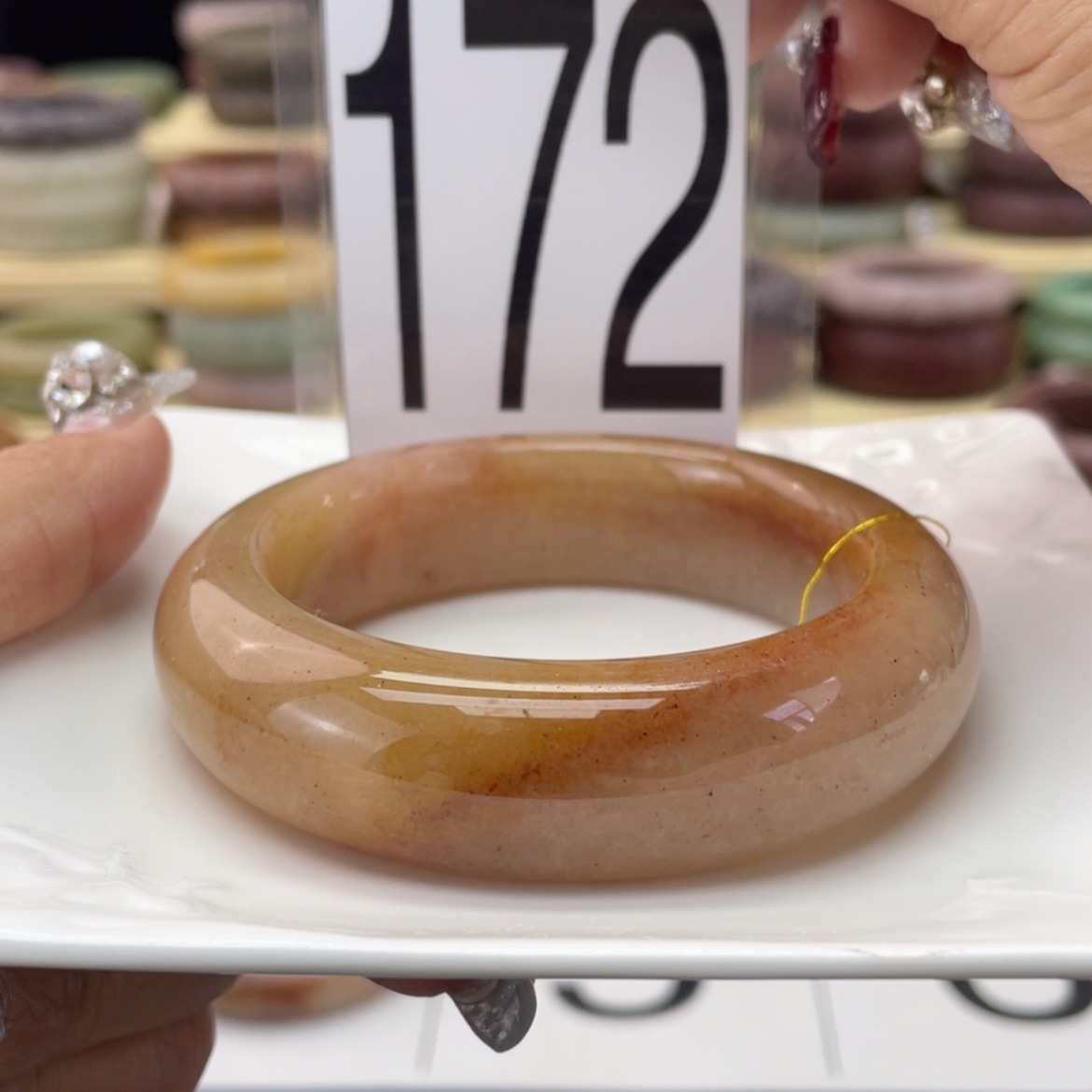 【闪购商品】石英质玉手镯未镶嵌