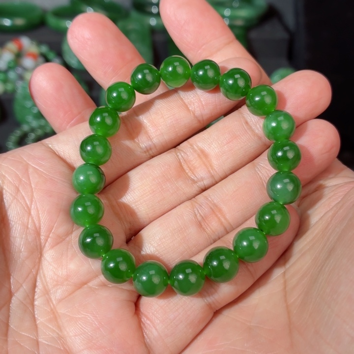 七***S和田玉（碧玉）未镶嵌手链