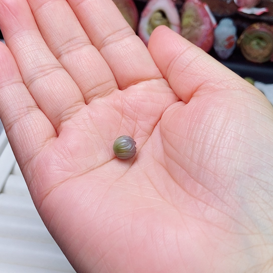 玛瑙/玉髓耳钉未镶嵌小****0