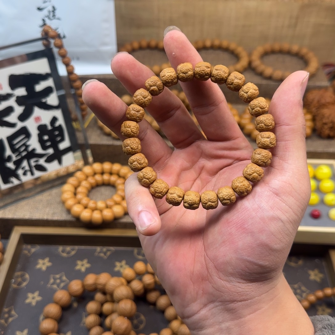 0***5手串猴头核桃在这样下去，