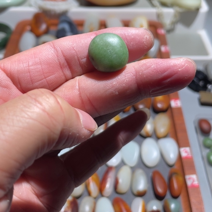 和田玉（糖玉）未镶嵌挂件