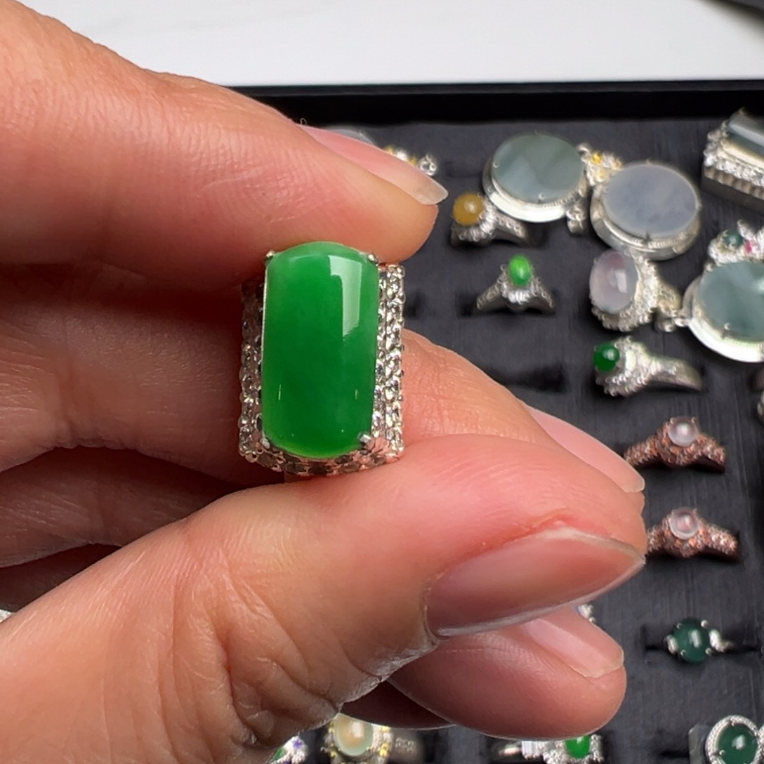 定制翡翠未镶嵌A货