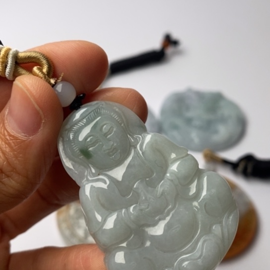 翡翠未镶嵌挂件翡翠