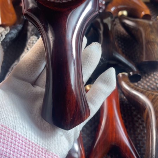 非洲紫檀（红花梨）烟*客瑕疵天罡