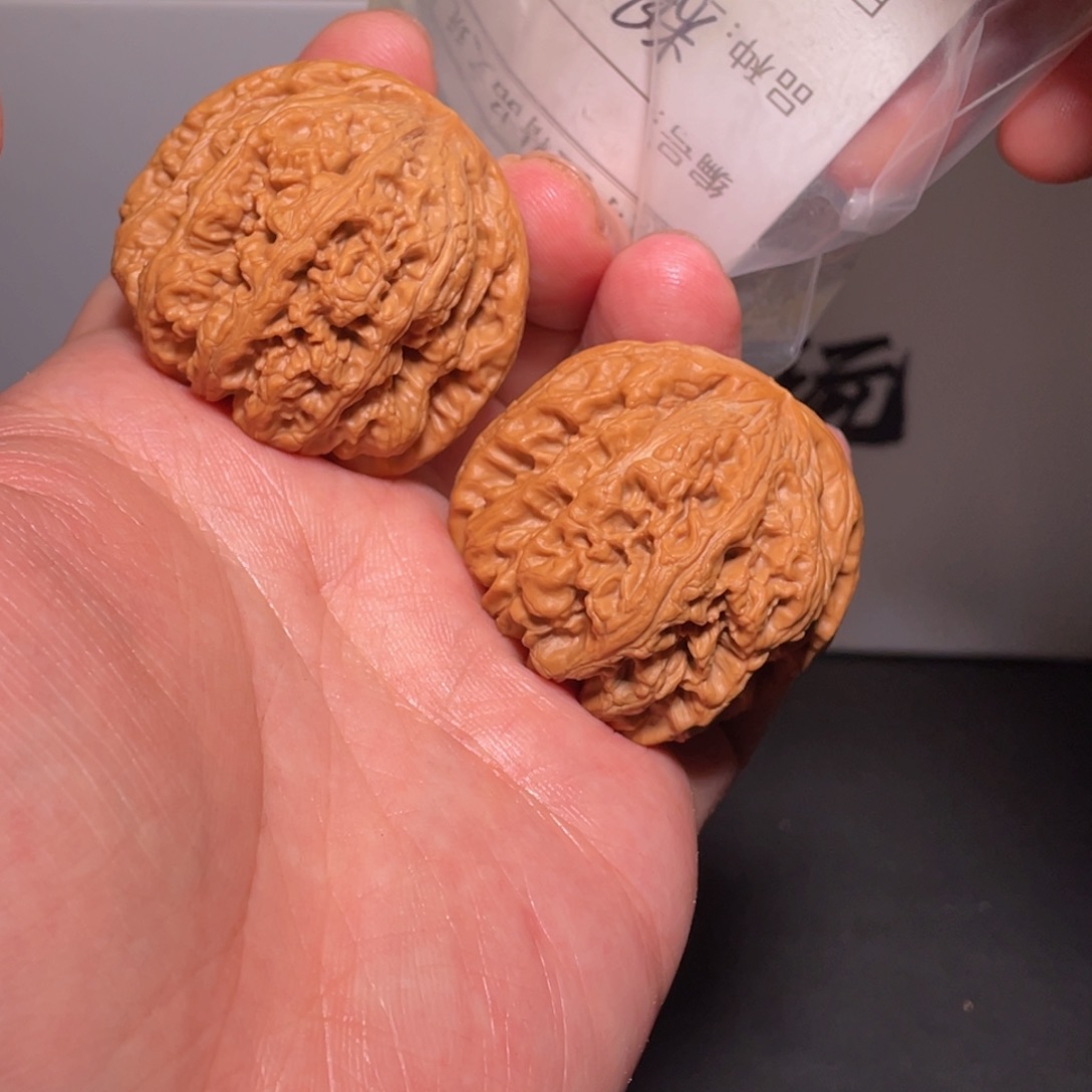 文玩核桃吊坠核桃